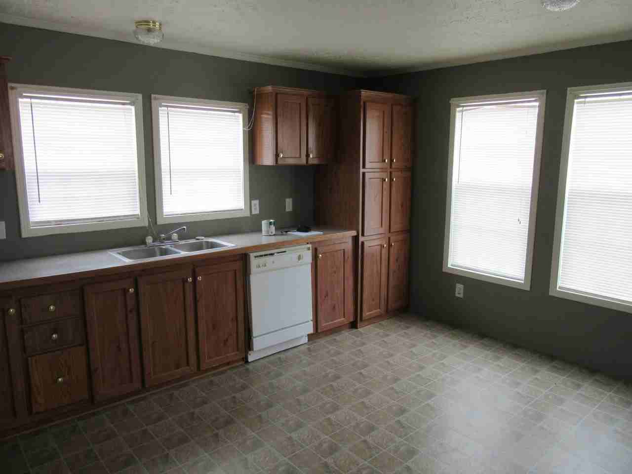 31511 Jackson Pl Dr - Photo 2 of 3