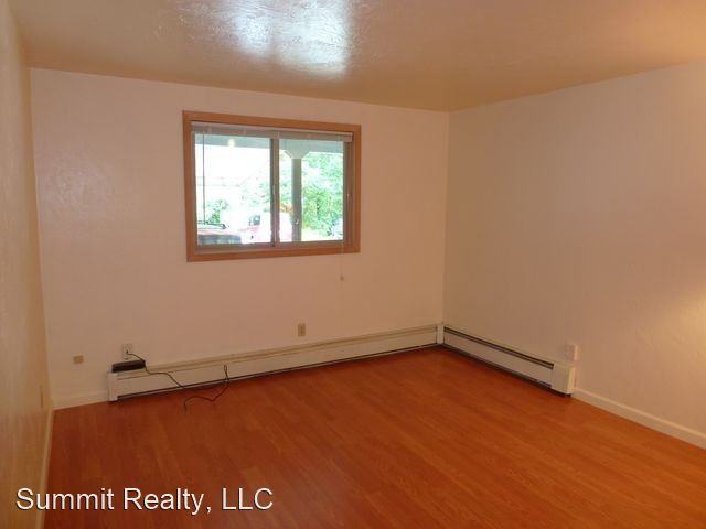 3264 Mendenhall Loop Rd - Photo 3 of 9