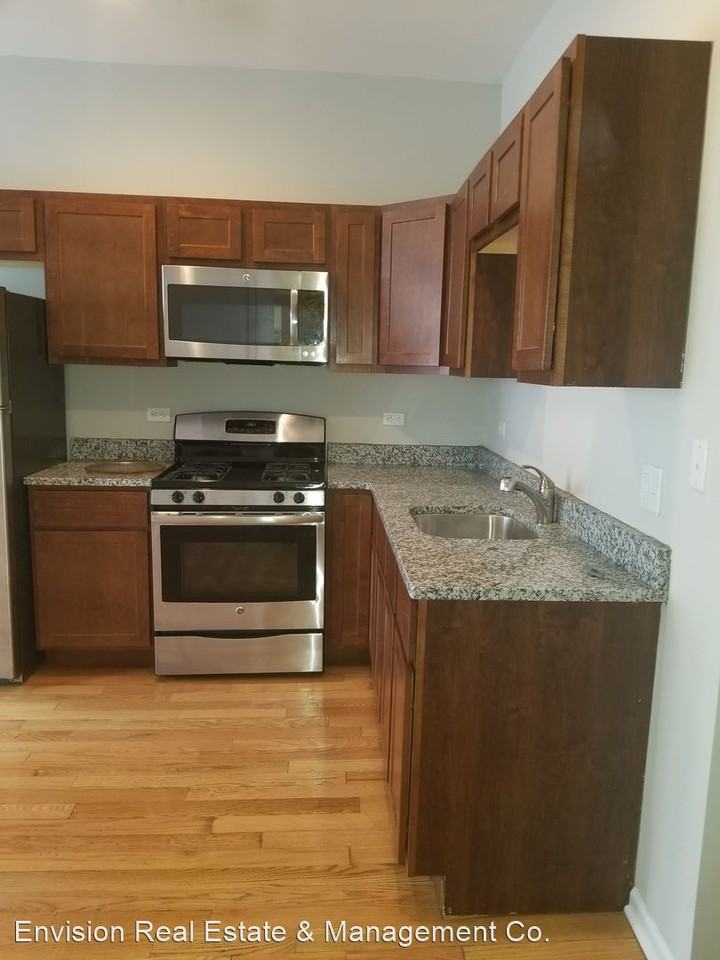 7200 S Stony Island Ave 1539-1549 E 72nd St. - Photo 2 of 13