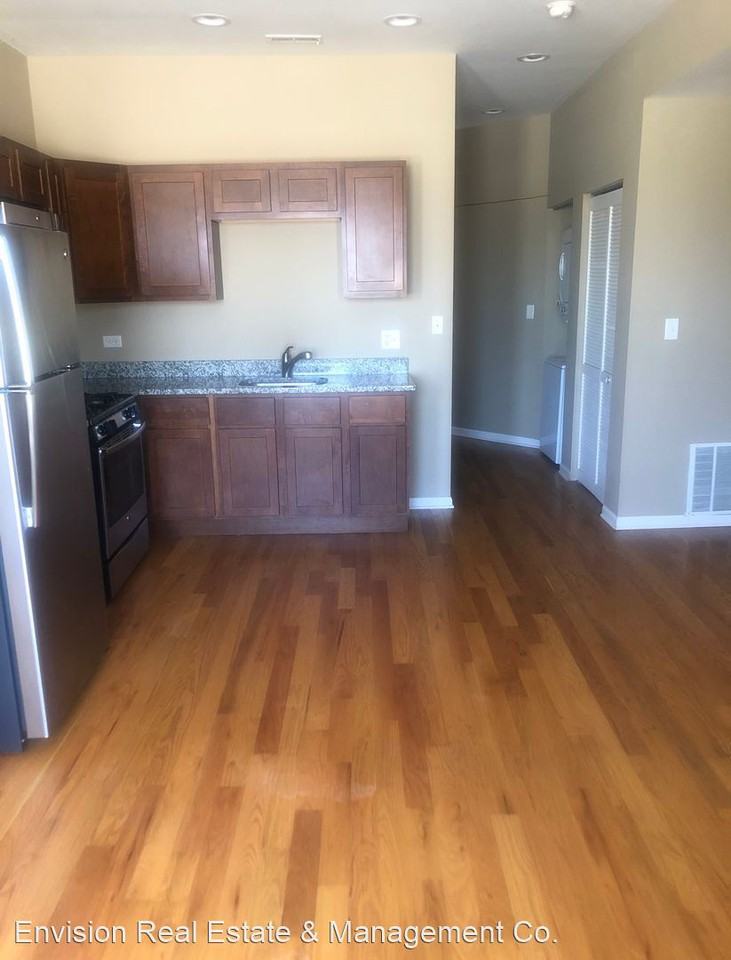 7200 S Stony Island Ave 1539-1549 E 72nd St. - Photo 3 of 13