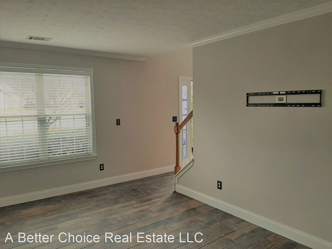 3320 Northcliff Dr - Photo 2 of 18