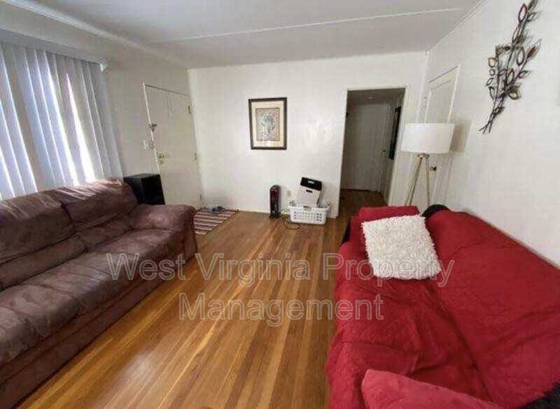 126 Mankin Ave - Photo 3 of 9