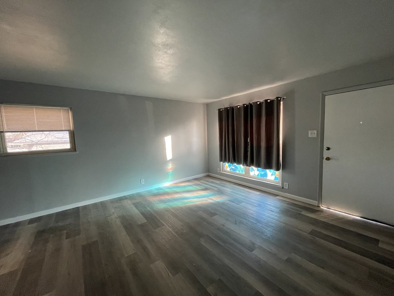 10246 Valley Dr - Photo 6 of 16
