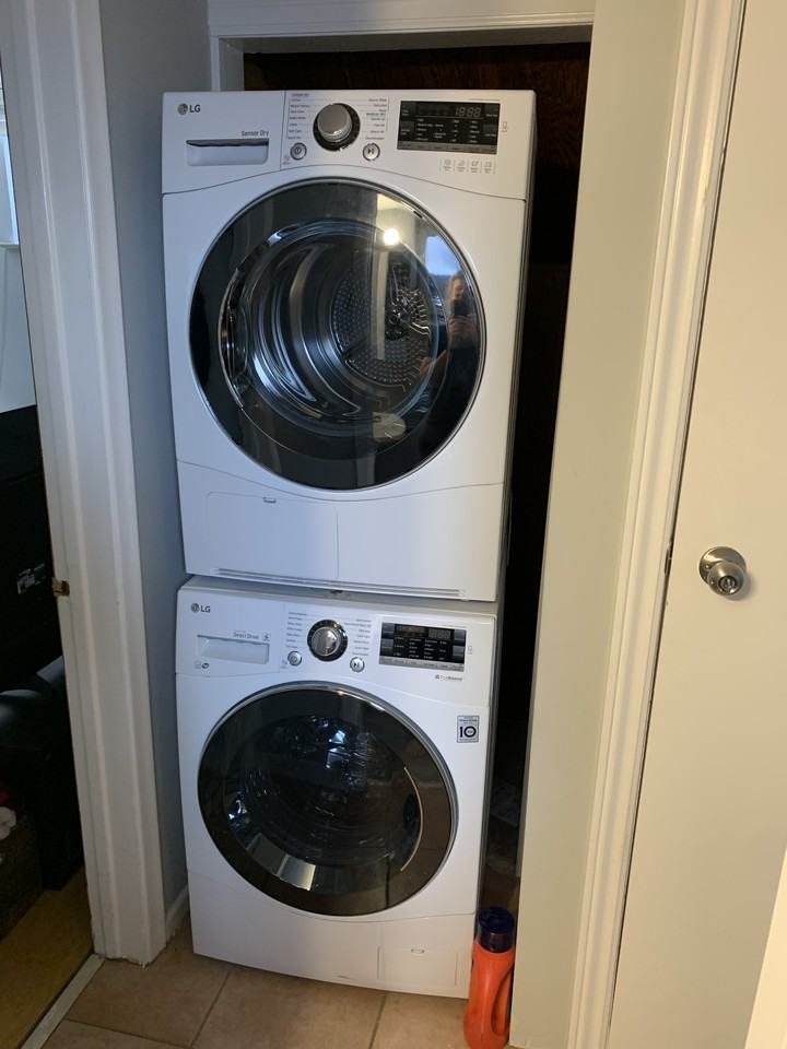 465 Salem Ave N - Photo 3 of 21