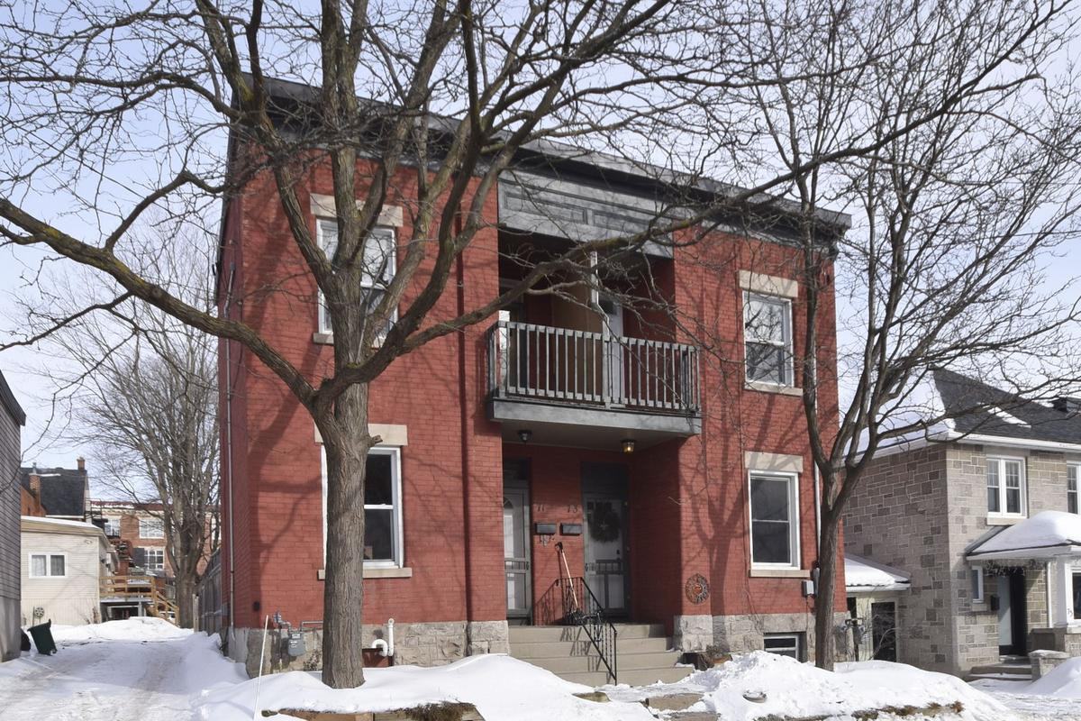 71 Grosvenor Ave - Photo 2 of 23