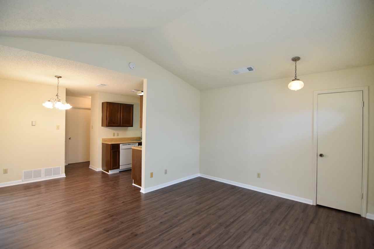 2249 Hilltop Loop - Photo 7 of 19