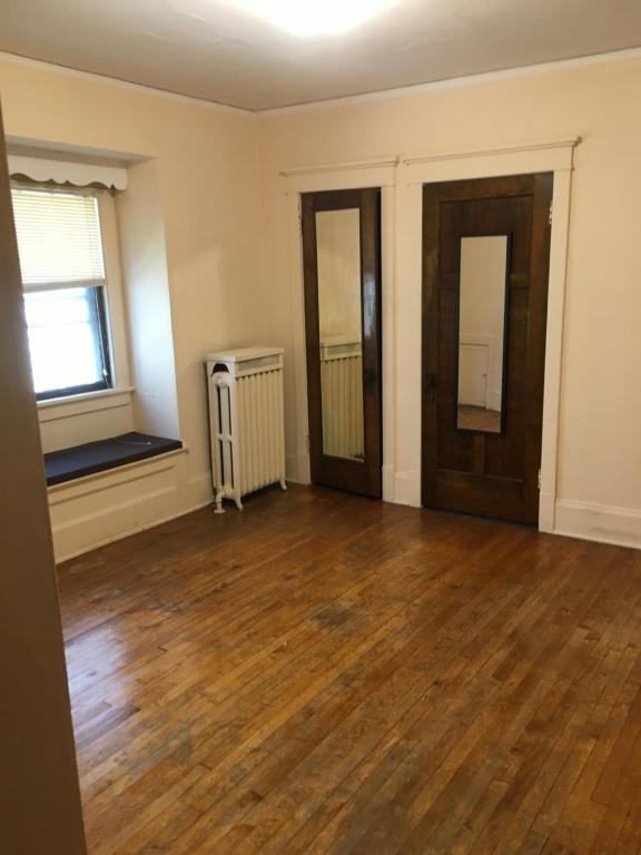 3301 N Cramer St - Photo 4 of 7