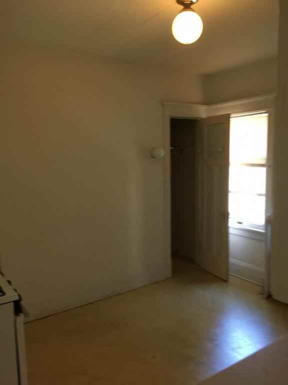 3301 N Cramer St - Photo 5 of 7