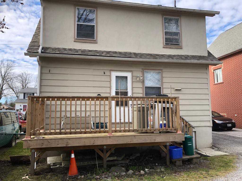 382 Andrew St - Photo 2 of 3