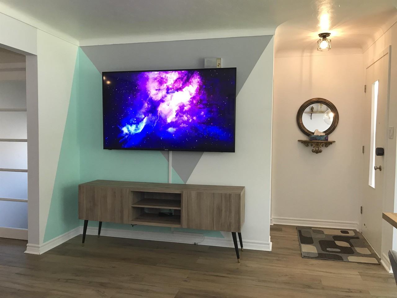 443 1/2 Vine St #1 - Photo 3 of 10