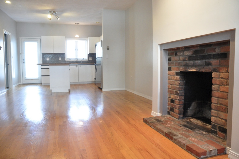 273 Sumner St - Photo 6 of 18