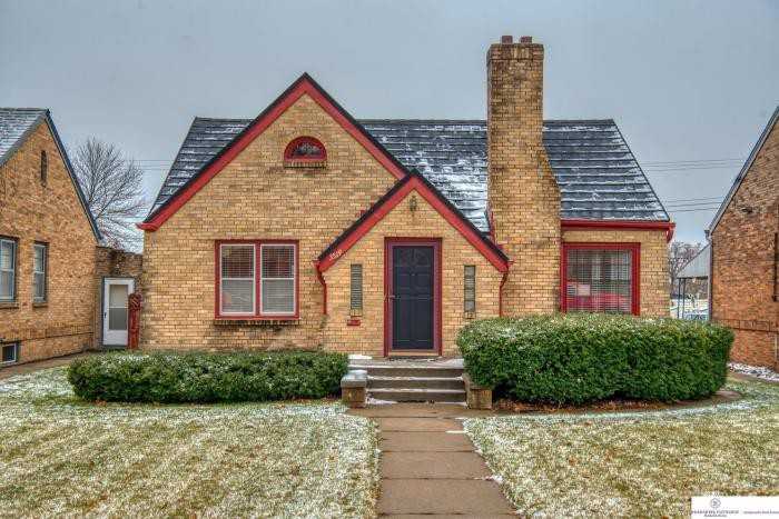 3519 Walnut St - Photo 2 of 37