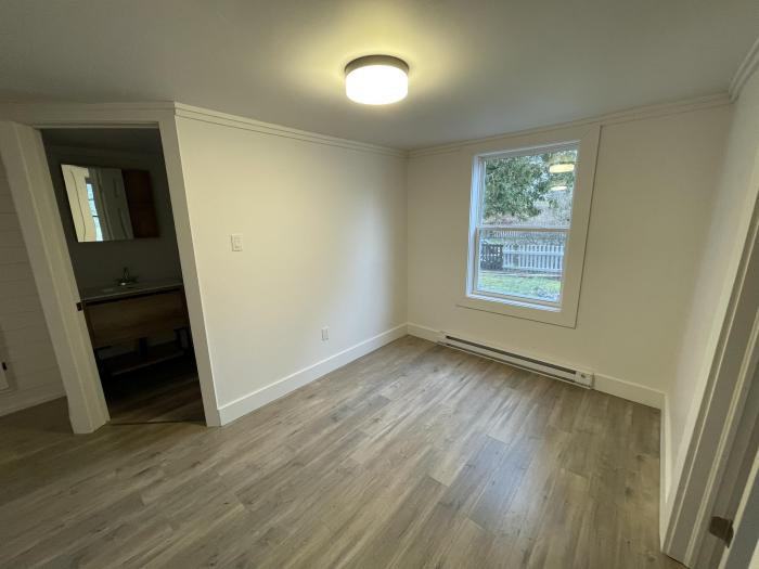 12 Shipyard Rd - Photo 3 of 26