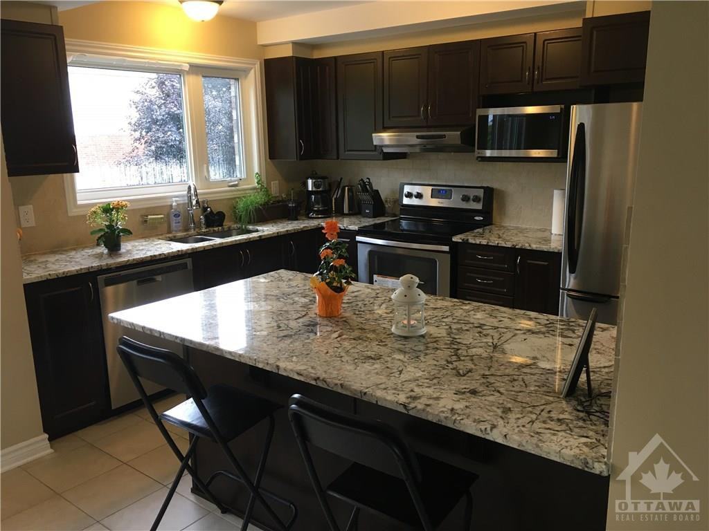 71 Mersey Drive - Photo 2 of 7
