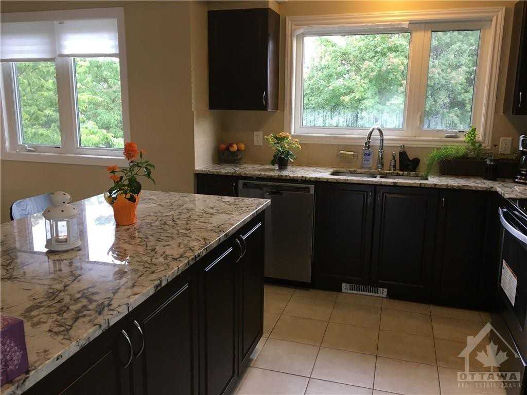 71 Mersey Drive - Photo 3 of 7