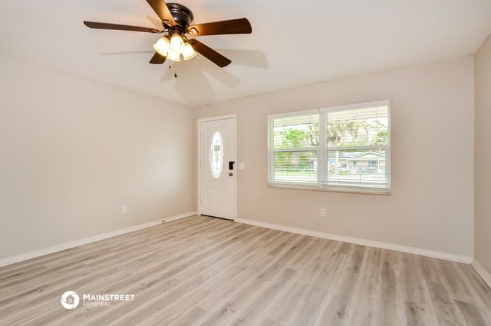 1604 Palm Ave - Photo 2 of 15