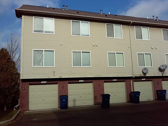 15629 Stone Crossing Dr #1 - Photo 3 of 25