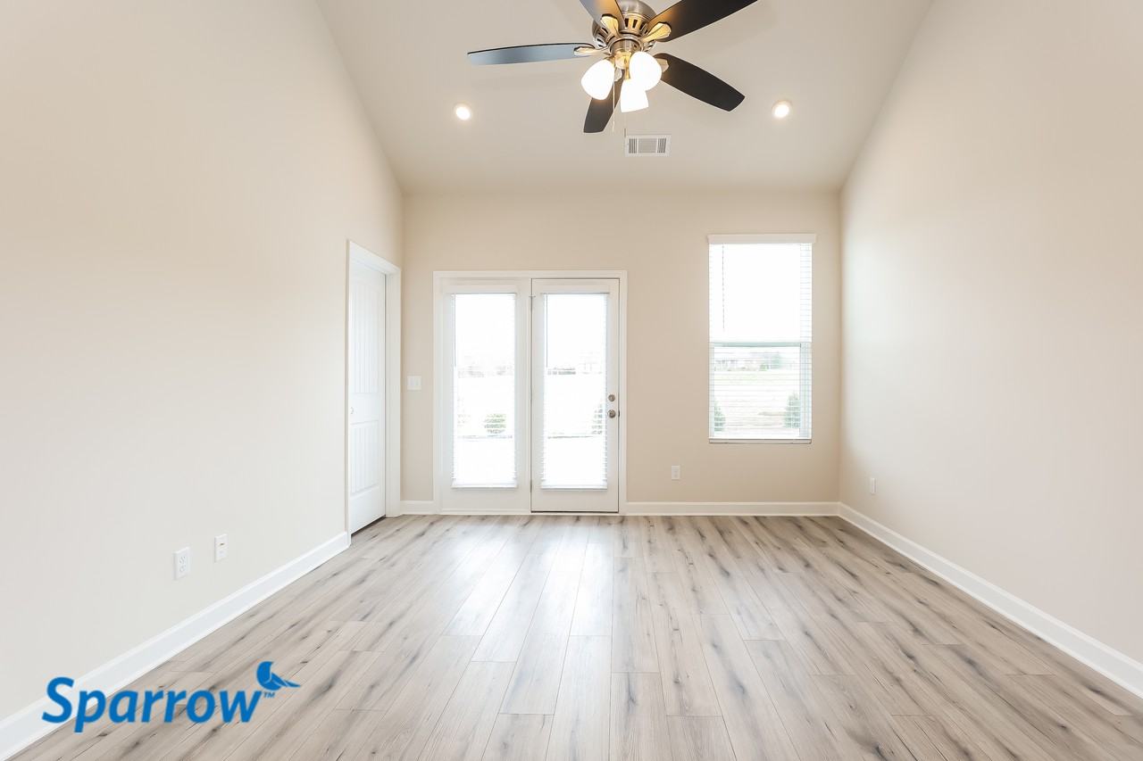 131 Fister Dr - Photo 3 of 15