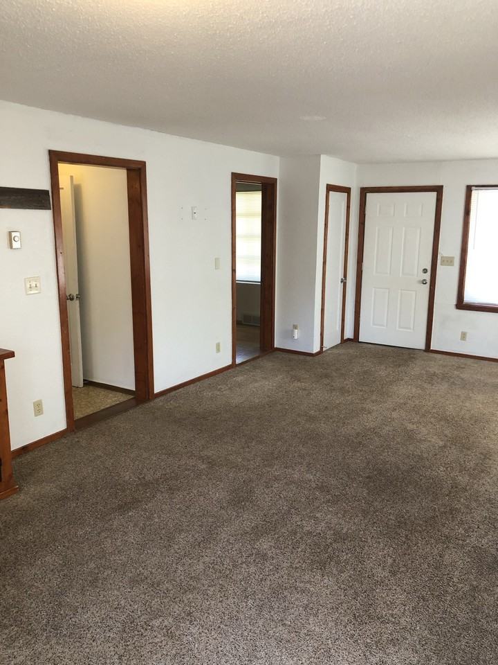 1530 10th St N #1 - Photo 3 of 41