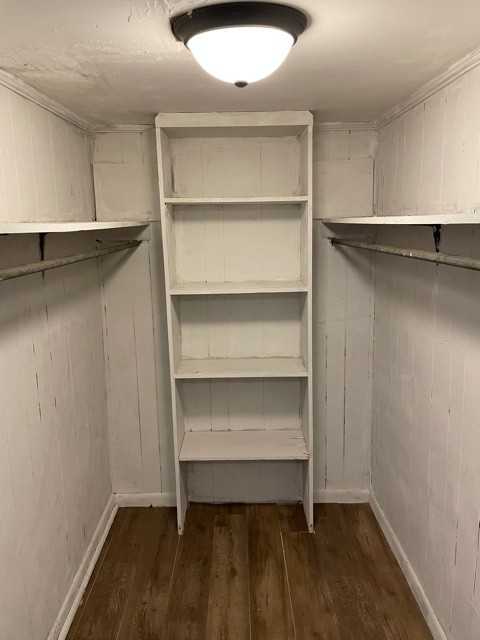 318 E 12th St #1 - Photo 7 of 9