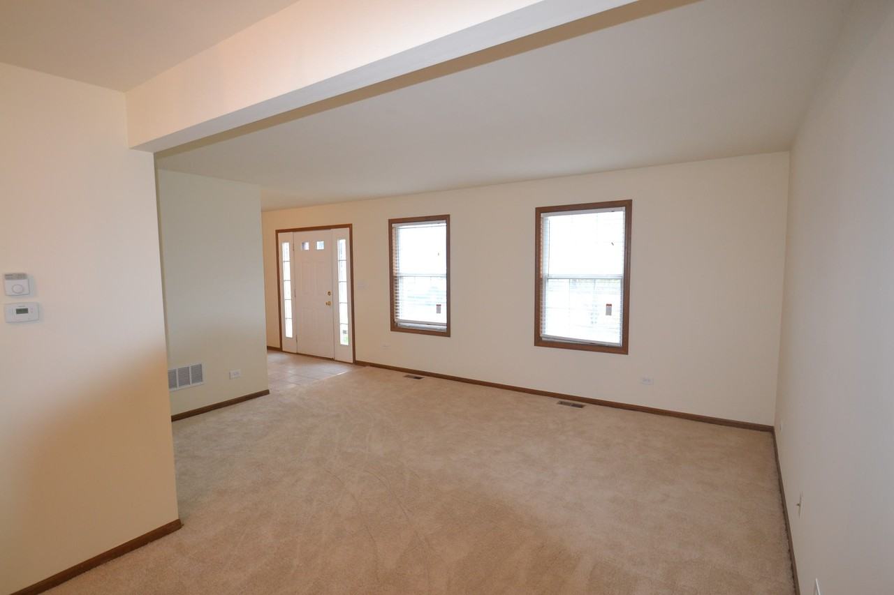 710 Malcolm Ln - Photo 2 of 8