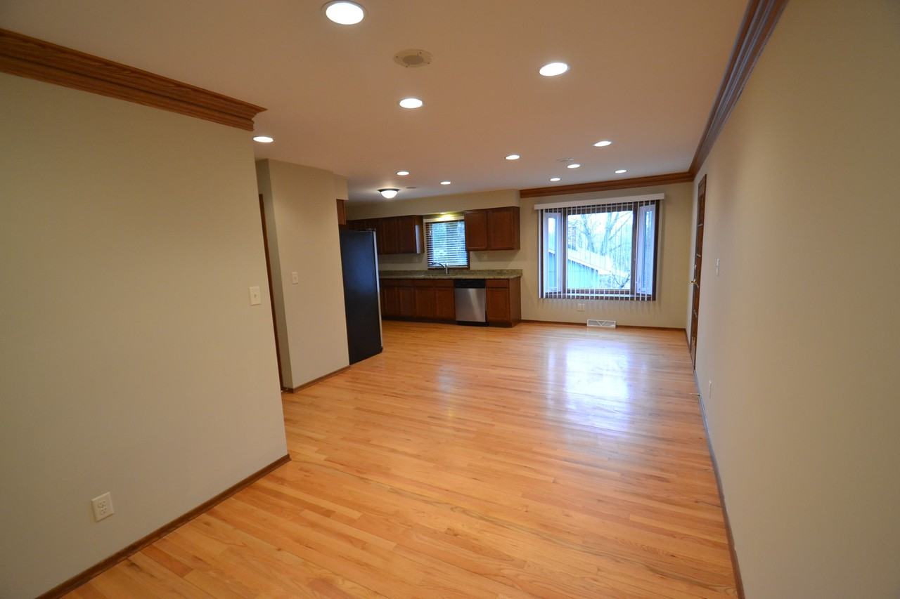 3N488 Ridge Dr - Photo 3 of 11