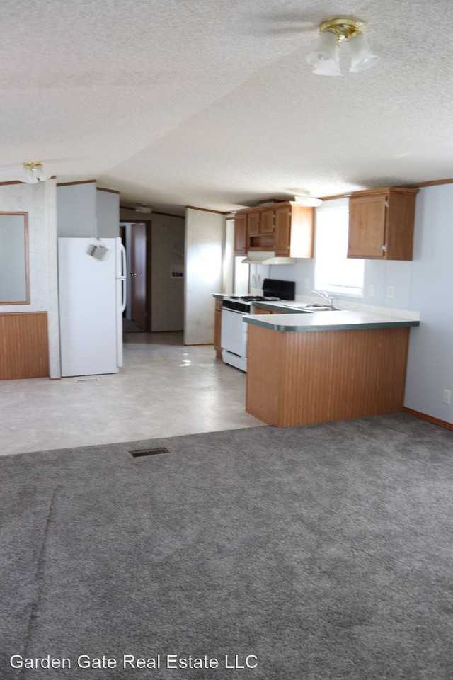 443 Texas St - Photo 3 of 11