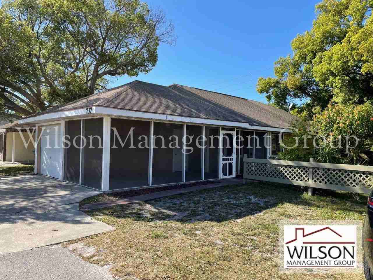 737 Willow Dr - Photo 2 of 23