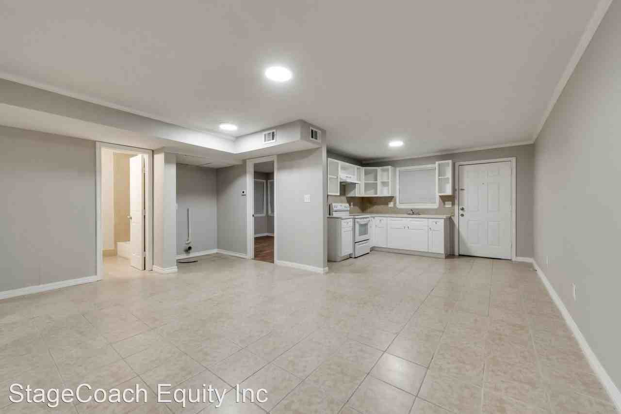 123 W 6th St - Photo 3 of 10