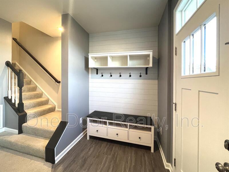 4305 Sconce - Photo 2 of 23