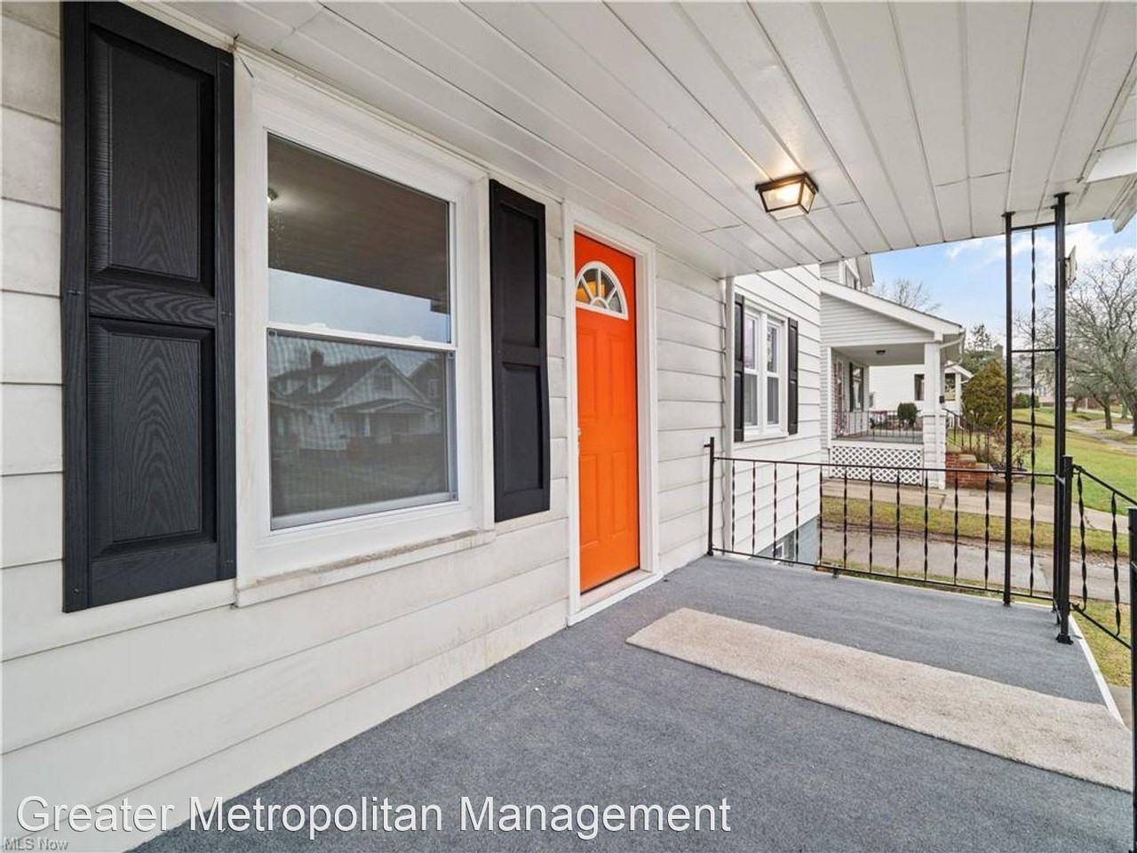 4710 Birchwood Rd - Photo 2 of 26