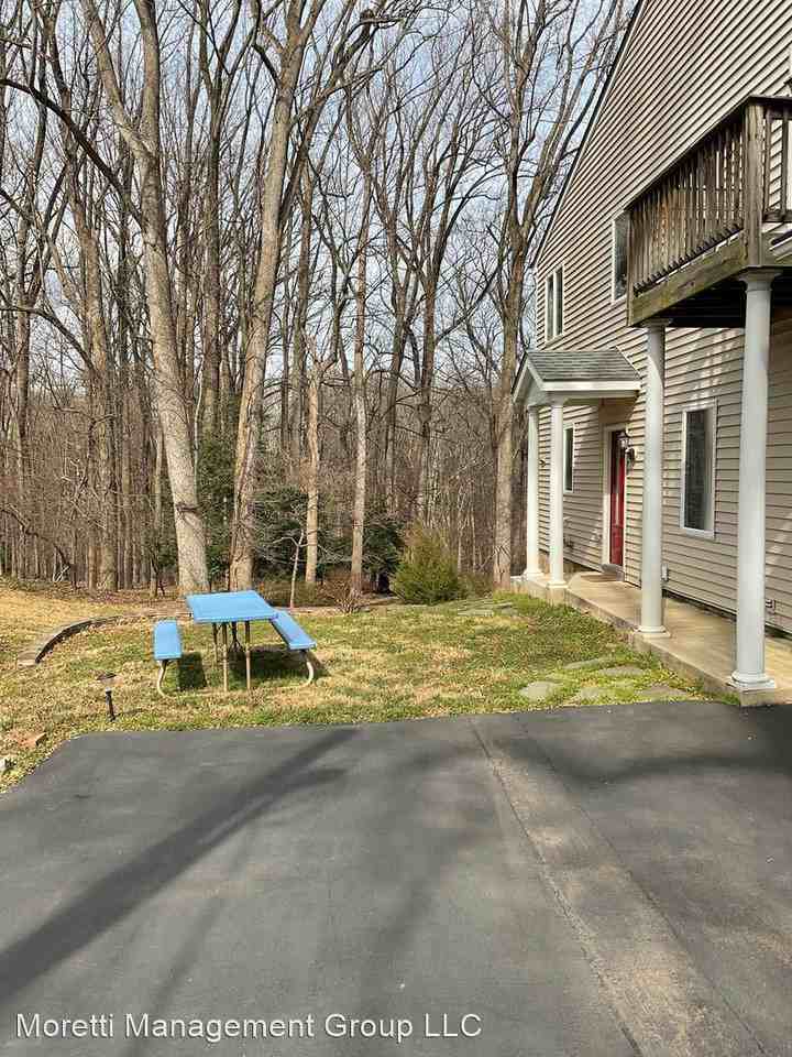 118 Quaint Acres Dr - Photo 3 of 23
