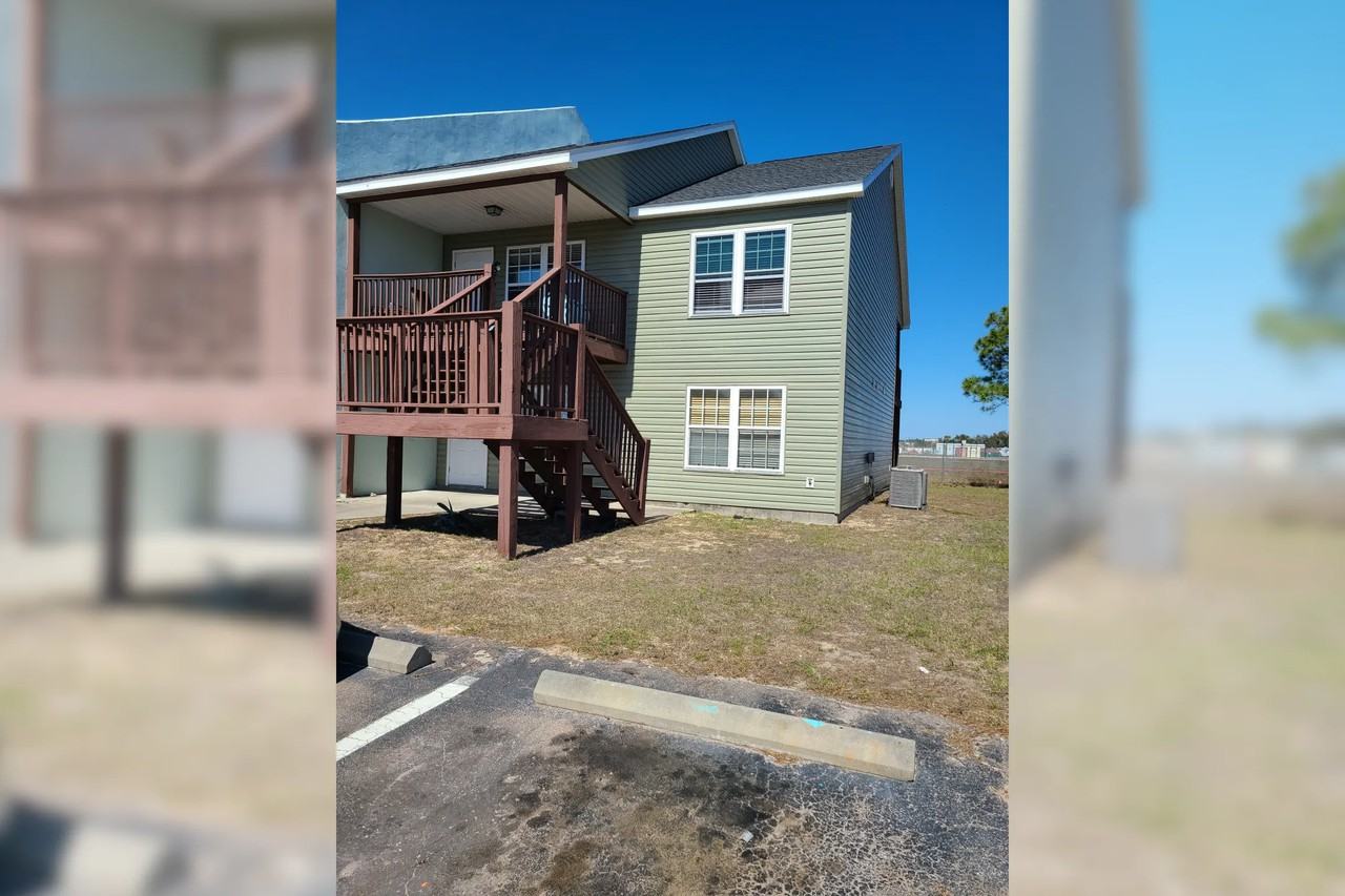 131 Gwyn Dr - Photo 2 of 10