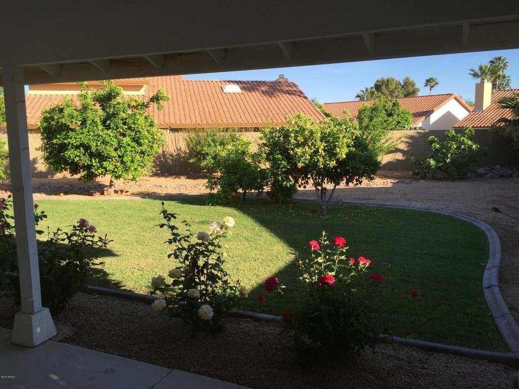 5713 E Nisbet Rd - Photo 3 of 11