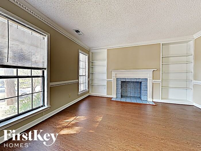 3718 Old Creek Cv - Photo 2 of 17