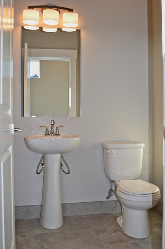 6918 Delaney Ln Ne - Photo 2 of 23