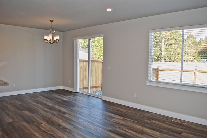 6918 Delaney Ln Ne - Photo 3 of 23