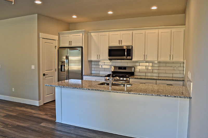 6918 Delaney Ln Ne - Photo 6 of 23