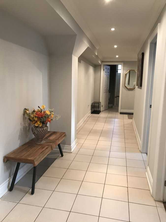 200 Senlac Road - Photo 4 of 4