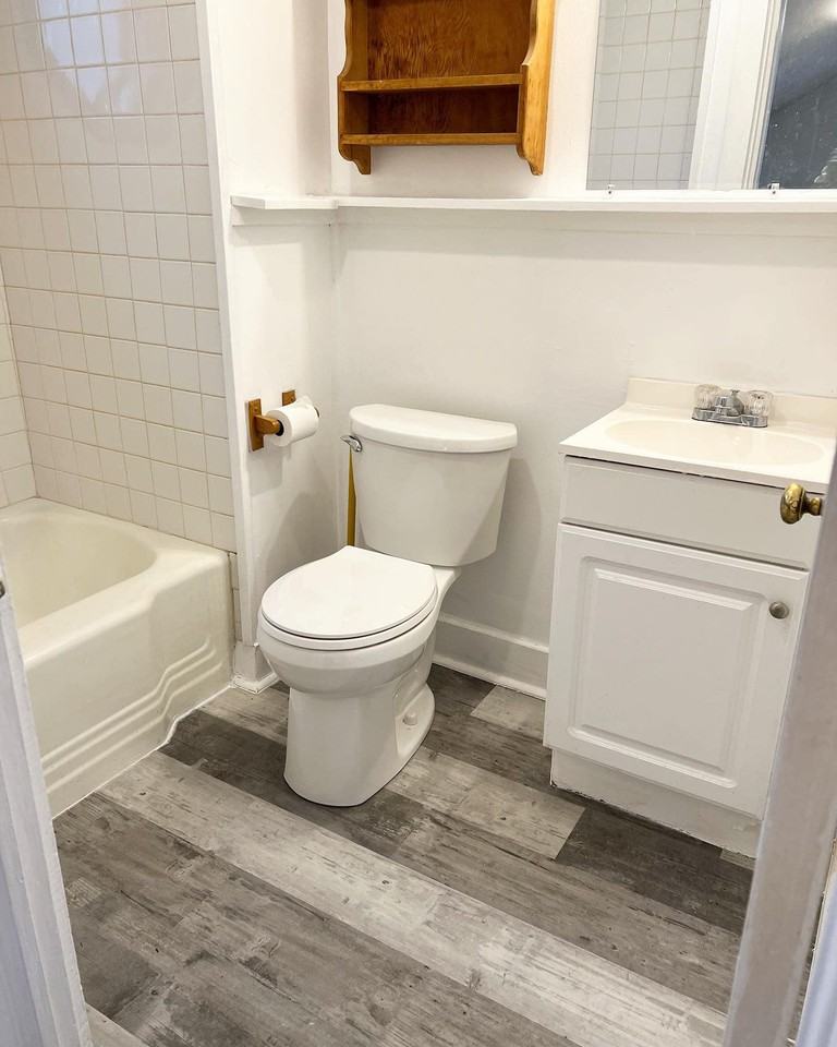 140 Bay Street #4 - Photo 3 of 7