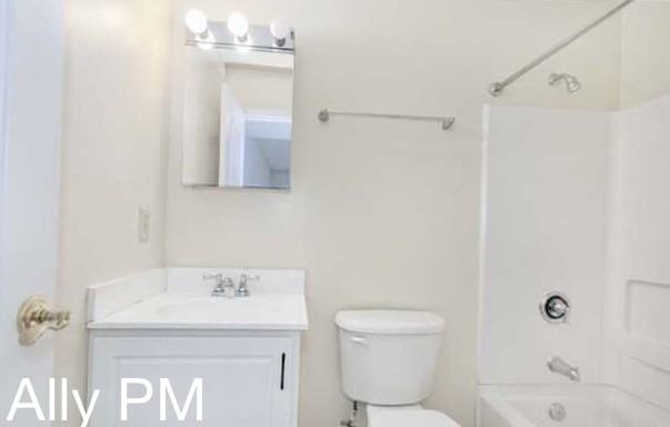 1313 Villa Way D #D - Photo 6 of 13