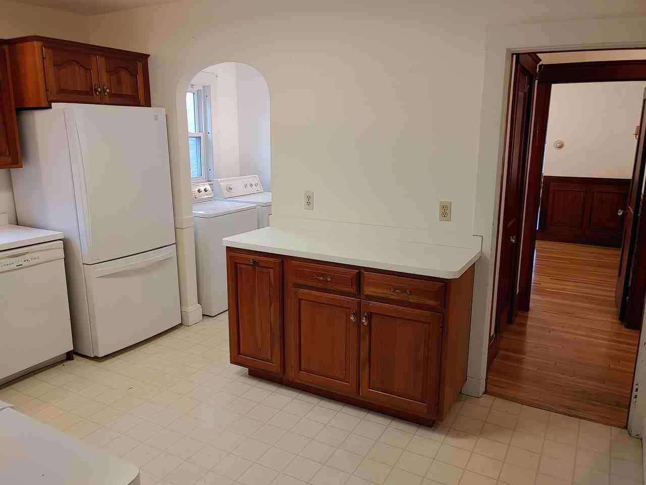 240 Tremont Street - Photo 4 of 16