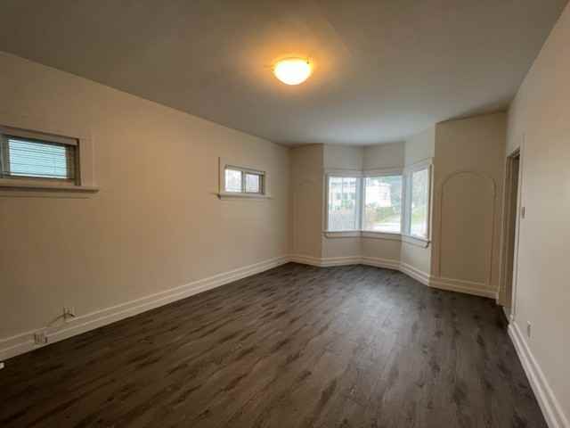 1948 West 41st Avenue - Photo 2 of 8