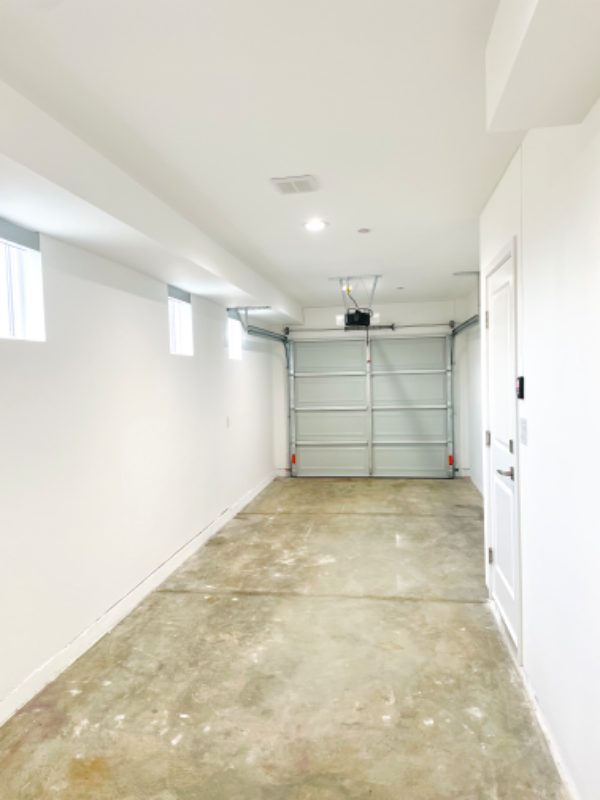 2438 1/2 Cincinnati St - Photo 4 of 6