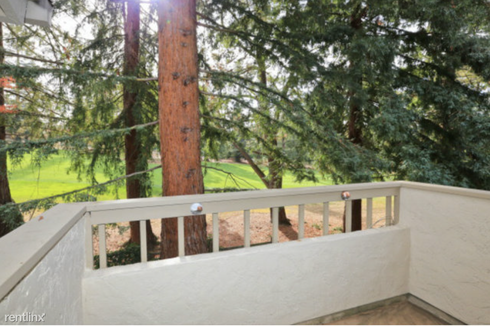 584 Sand Hill Cir - Photo 3 of 5