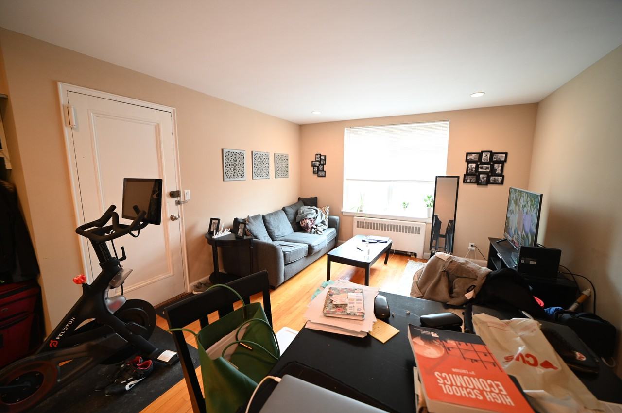 140 Beaconsfield Rd #3 - Photo 3 of 22