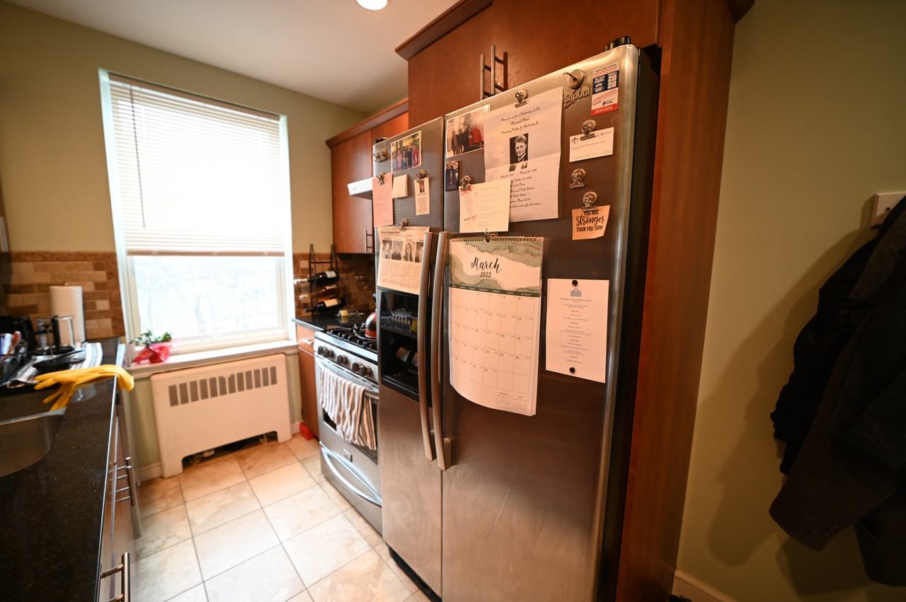 140 Beaconsfield Rd #3 - Photo 7 of 22