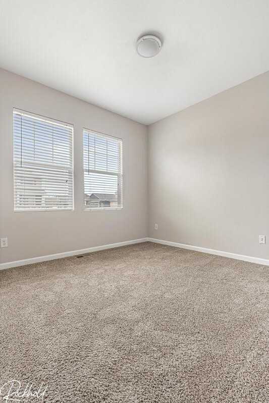 5024 S Shawnee St - Photo 3 of 16