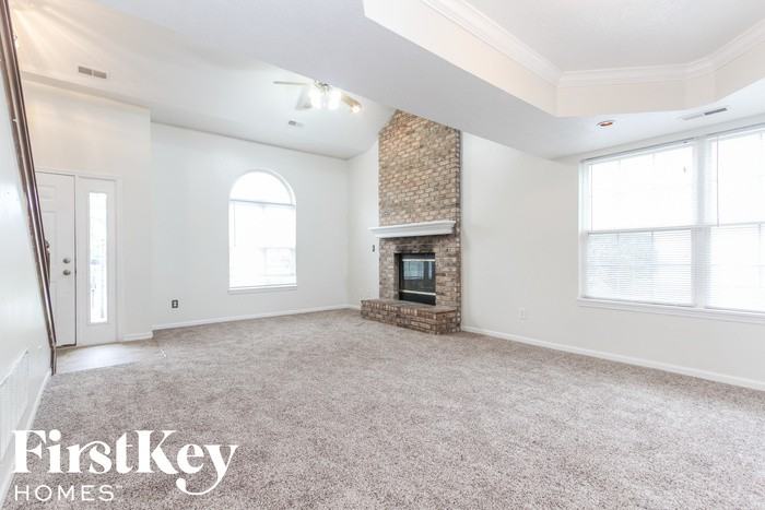 435 Garden Grace Dr - Photo 2 of 10