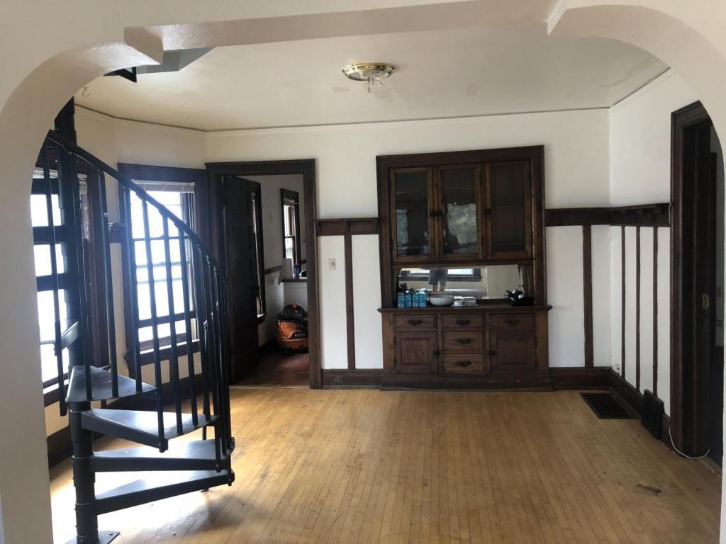 2959 N Murray Ave - Photo 5 of 16